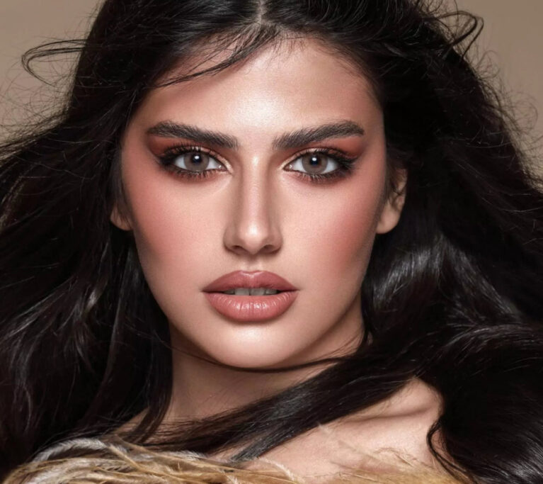 عدسات بيلا الشهرية - Sandy Brown